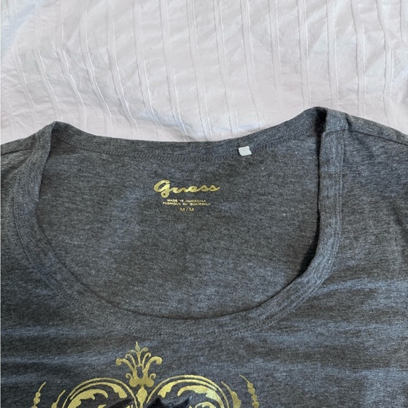 Discontinued Vintage Guess Tee - Picture 2 of 2